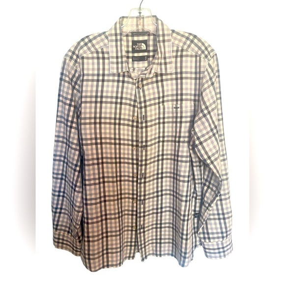 The North Face men’s Button down shirt size medium, in good used condition - Picture 1 of 6